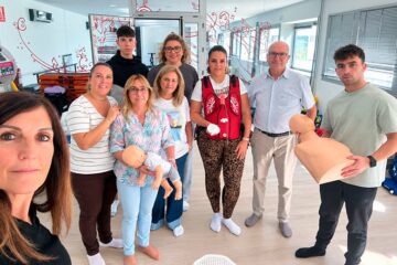 Celebrado el Taller Práctico de Primeros Auxilios en las instalaciones de la piscina